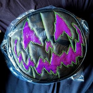 Trade w/ CurvyHorror